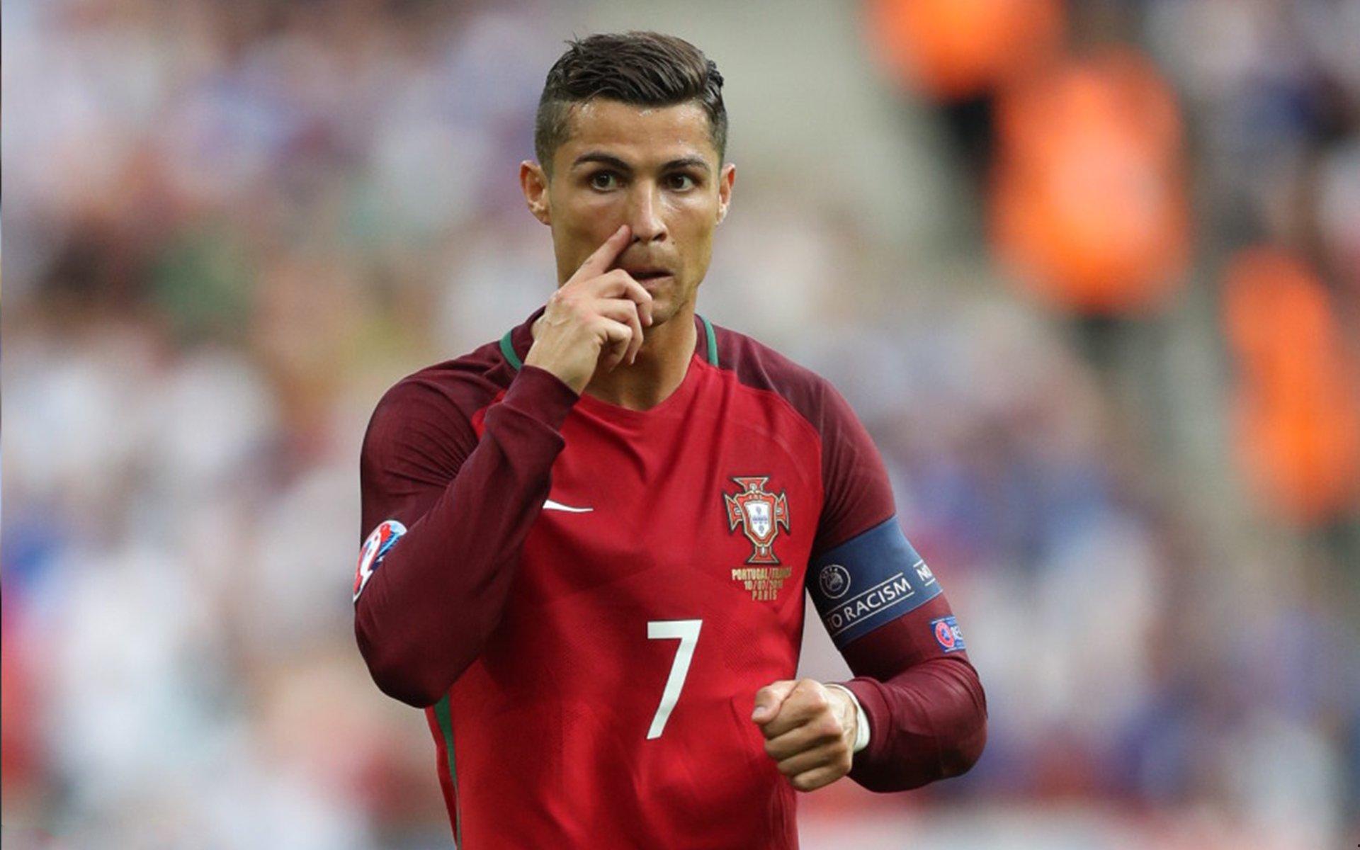 25分钟遭巴黎三球击溃！骆明点评，皇马全新体系暴露致命隐患